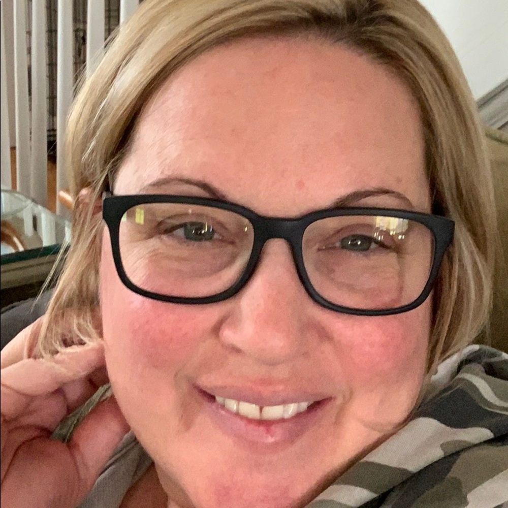Meet your Posher, Janine